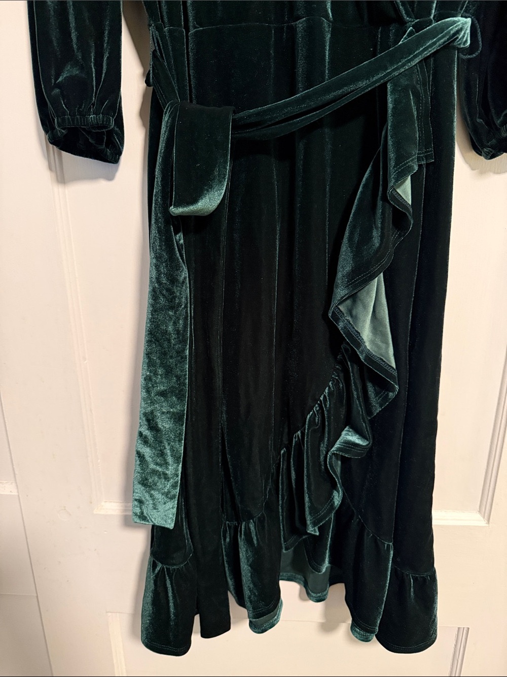 Cato Dark Green Velvet Feel Surplice Top Long Sleeve Belted Dress - Picture 4 of 5